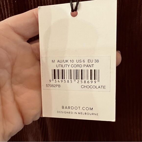 Bardot Booty- Cord High Waist Pant in chocolate - Picture 10 of 16